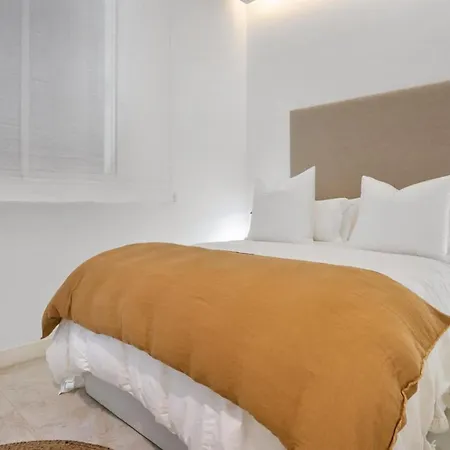 Villa Vivi Homes -villa Perla Pool, Gym, Jacuzzi & Garden *