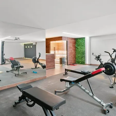 Vivi Homes -villa Perla Pool, Gym, Jacuzzi & Garden Villa *