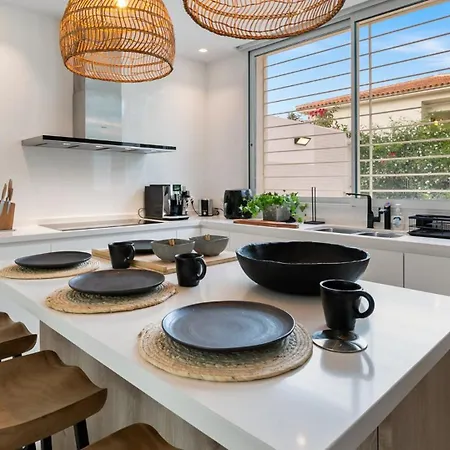 Villa Vivi Homes -villa Perla Pool, Gym, Jacuzzi & Garden